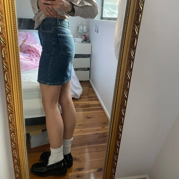 Selling American appeal denim mini shirt - Picture 5 of 5